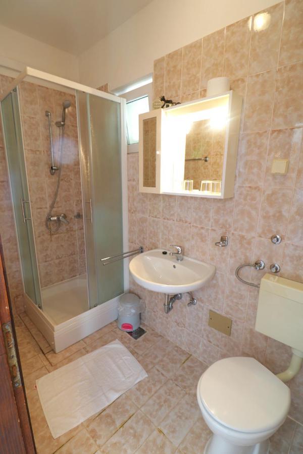 Vila Stosic Razanac Bagian luar foto